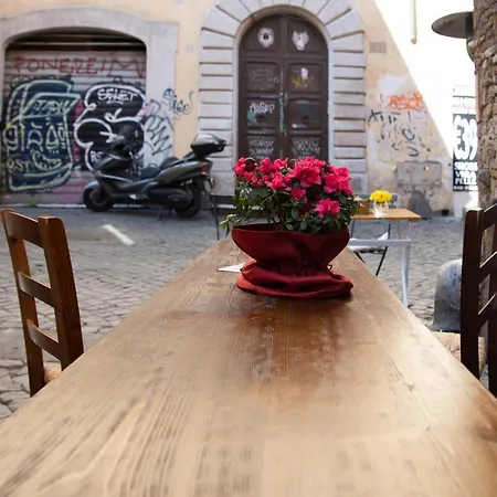 Trastevere Colorful With Terrace! Apartamento