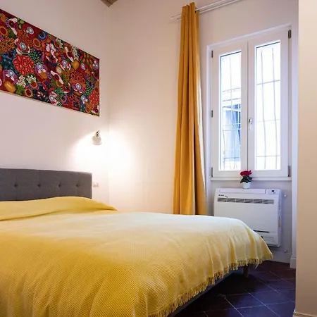 شقة Trastevere Colorful With Terrace! *