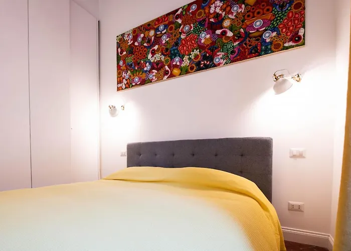 Daire Trastevere Colorful With Terrace! *